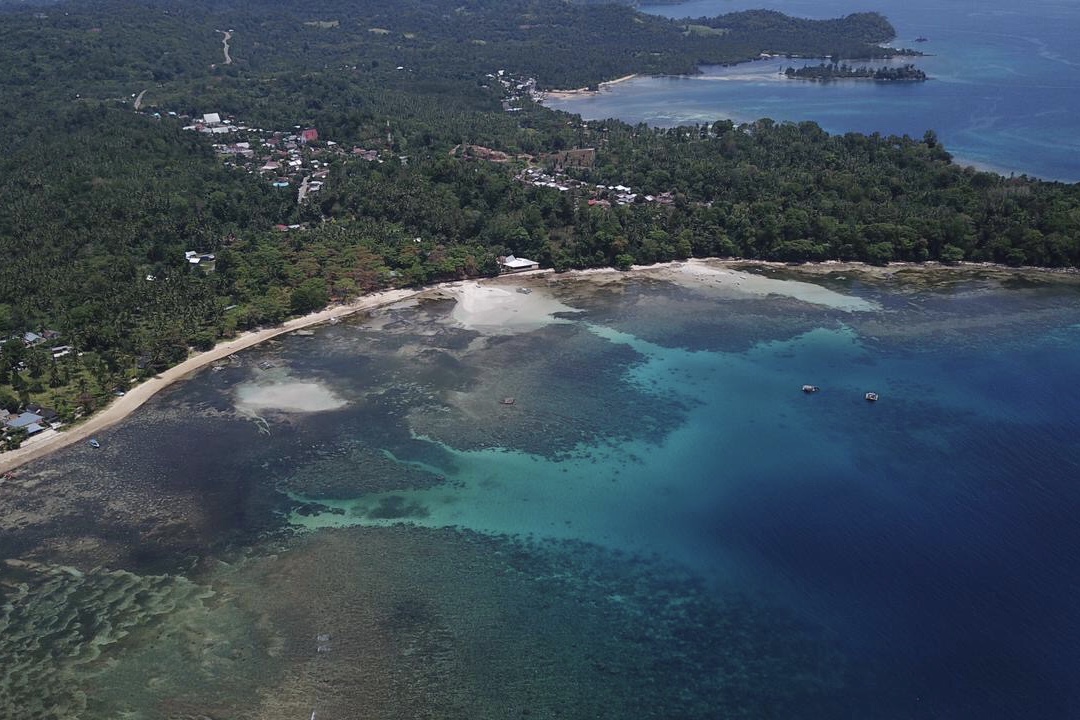Dive Center For Sale - Diving resort in Indonesia | Manado, Lembeh, Bangka
