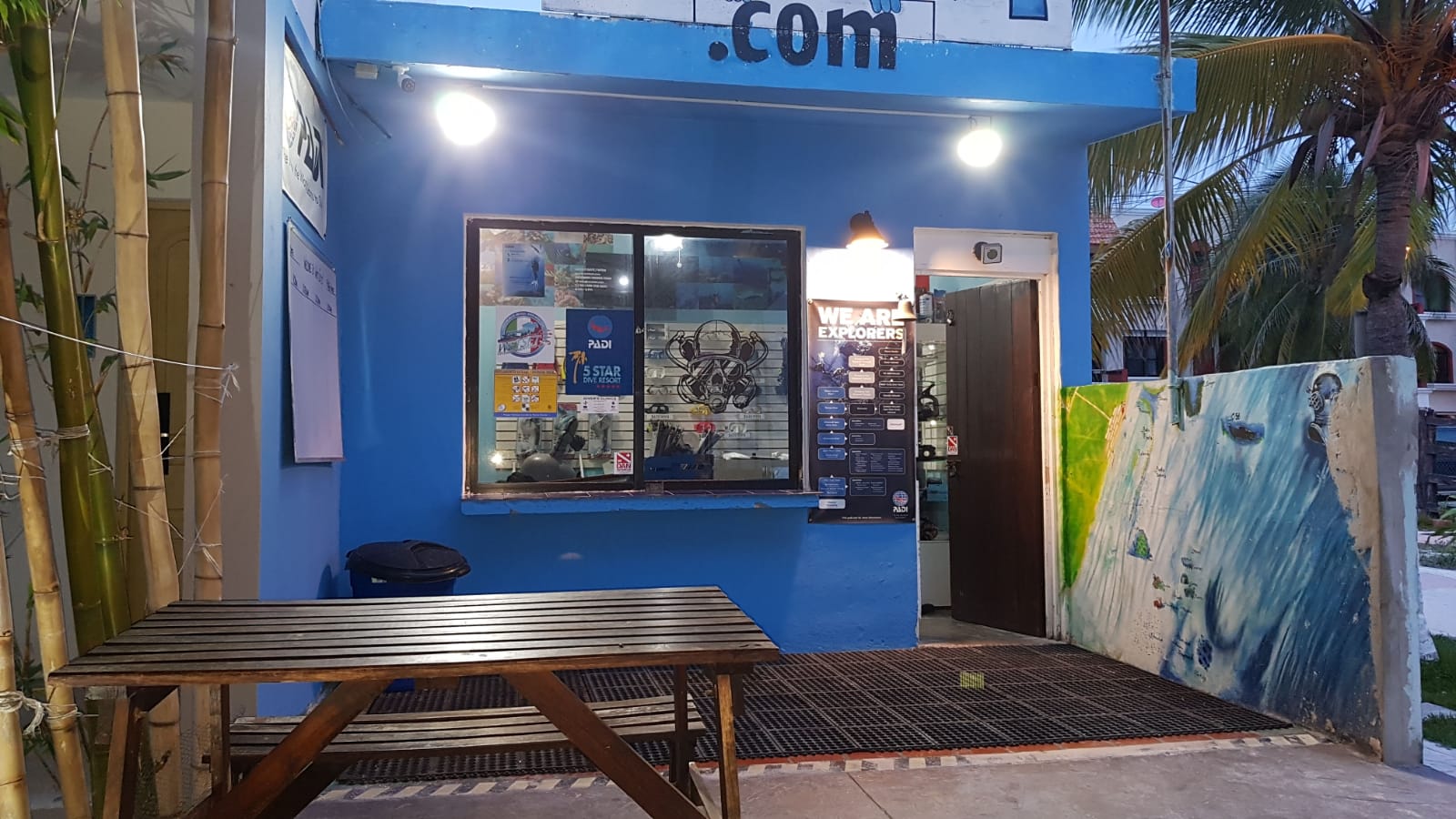 Dive Center For Sale - Beautiful Puerto Morelos, Mexico PADI 5 Star Dive Center 